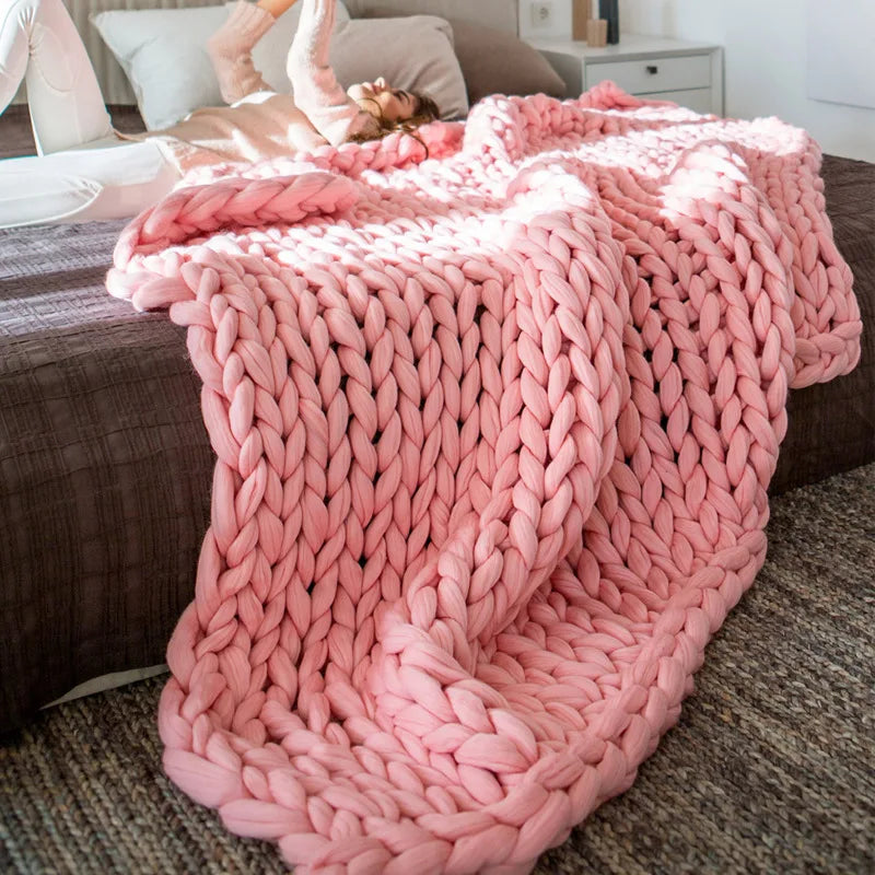 Hand-Knitted Chunky Wool Blanket – Cozy Throw