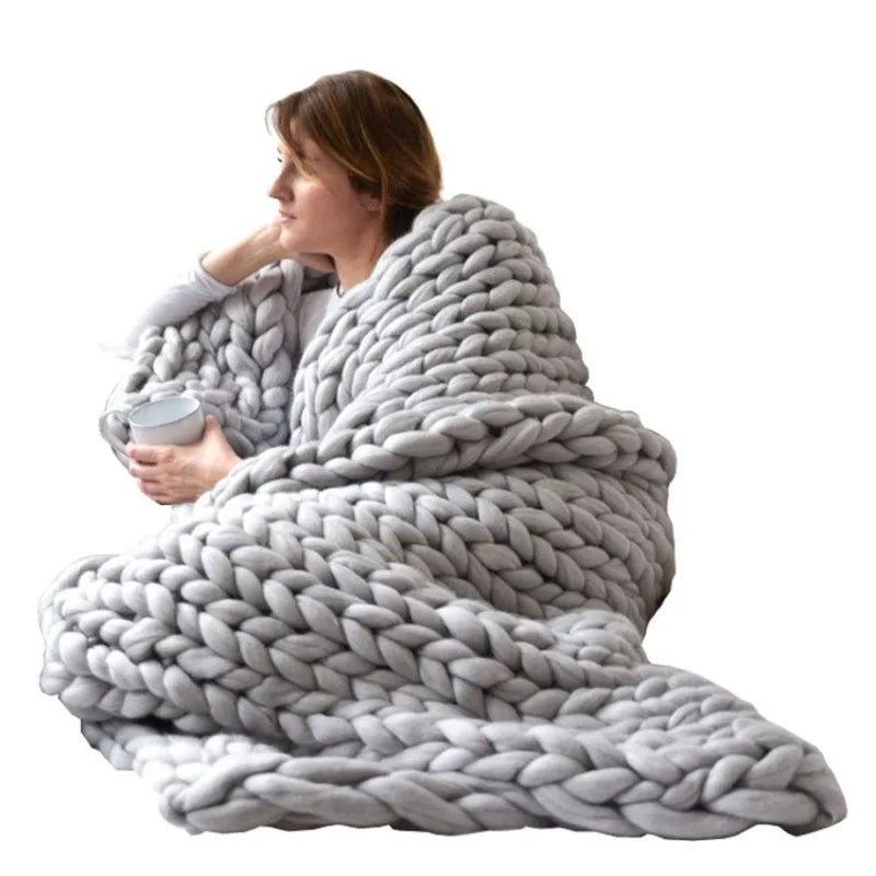 Hand-Knitted Chunky Wool Blanket – Cozy Throw