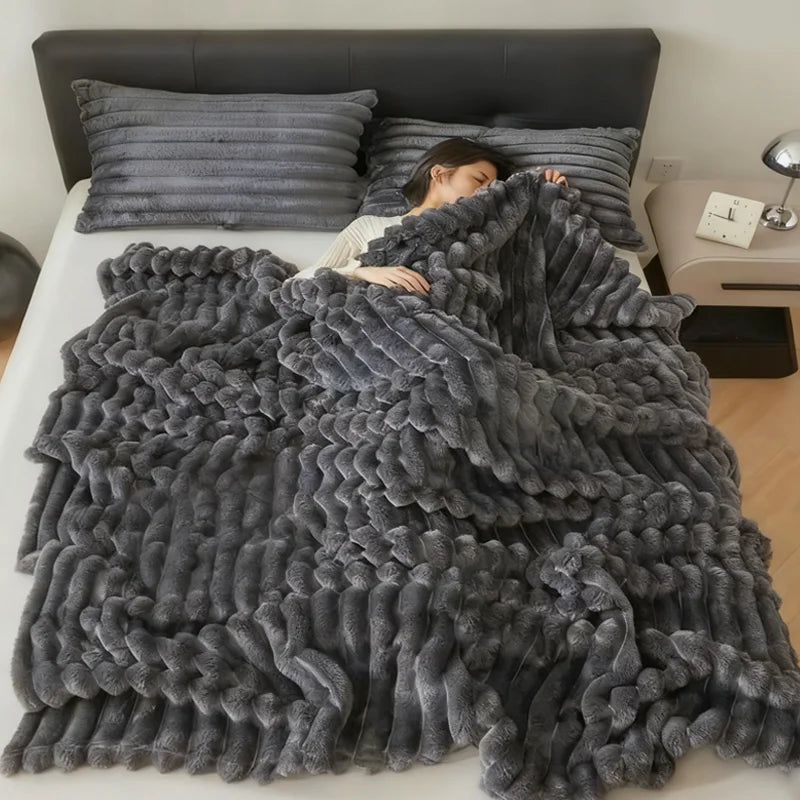250 GSM Bed Throw Blanket – Soft, Warm &amp; Plush for Winter