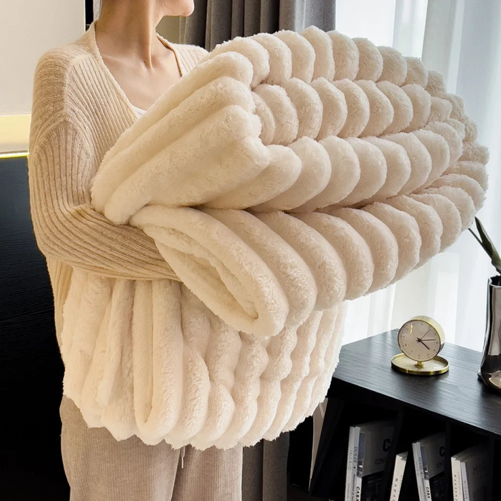 250 GSM Bed Throw Blanket – Soft, Warm &amp; Plush for Winter