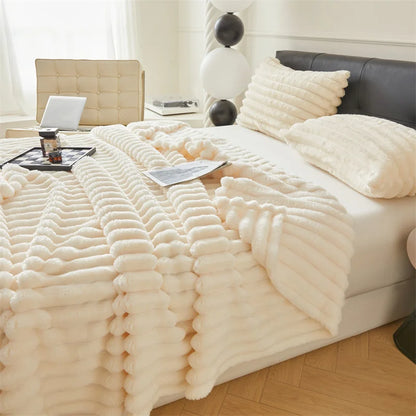 250 GSM Bed Throw Blanket – Soft, Warm &amp; Plush for Winter